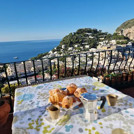 Vista Mare E Isola كابري